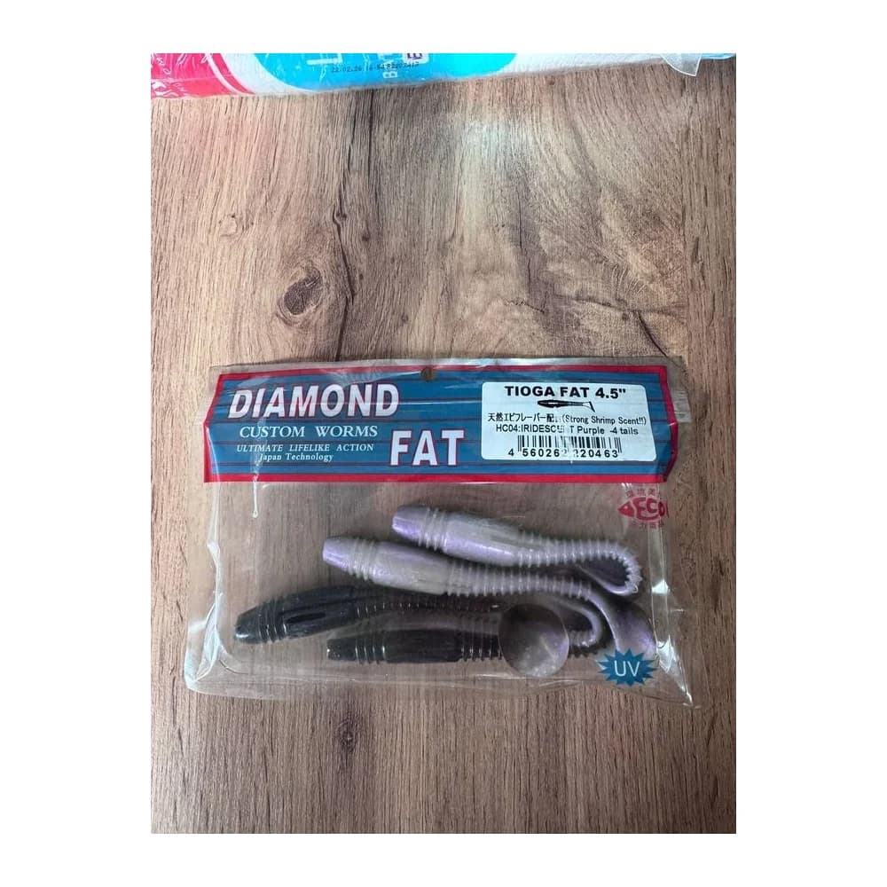 Мягкие приманки DIAMOND CUSTOM WORMS TIOGA FAT 4.5" HC04: IRIDESCENT Purple - 4 tails — улучшенное фото